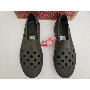 Vans Men's Green Slip-On TRK Beach Shoes Size 9